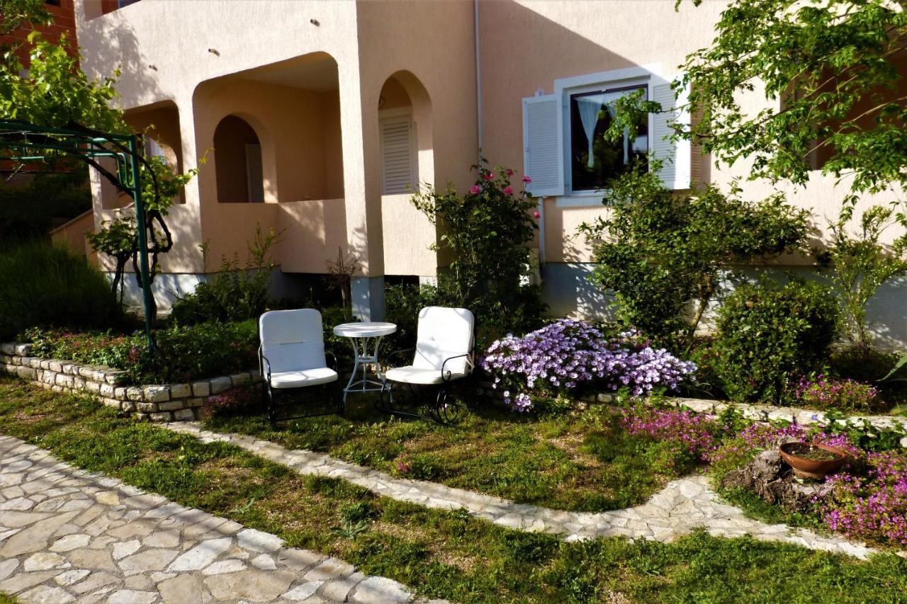 Apartmani Milena Barbat na Rabu Extérieur photo